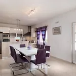 Four Bedroom Villa, Terrace, Pool Pridvorje