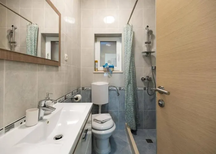 Four Bedroom Villa, Terrace, Pool Willa