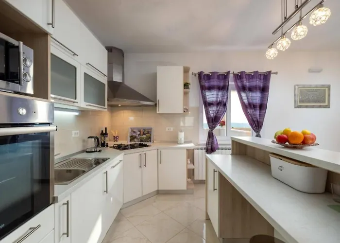 Four Bedroom Villa, Terrace, Pool Willa Pridvorje