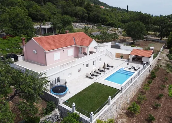 Four Bedroom Villa, Terrace, Pool Willa Pridvorje