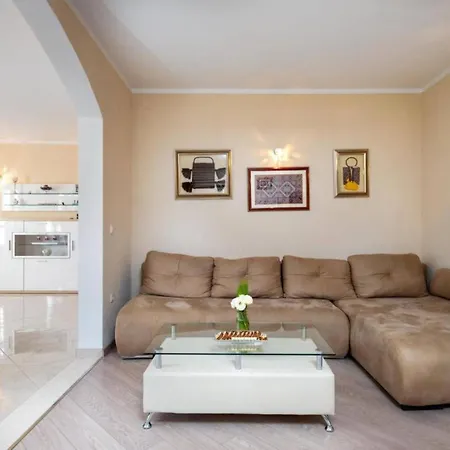 Four Bedroom Villa, Terrace, Pool