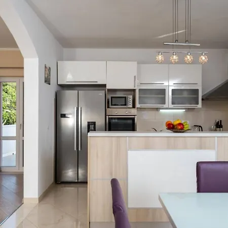 Four Bedroom Villa, Terrace, Pool ヴィラ *